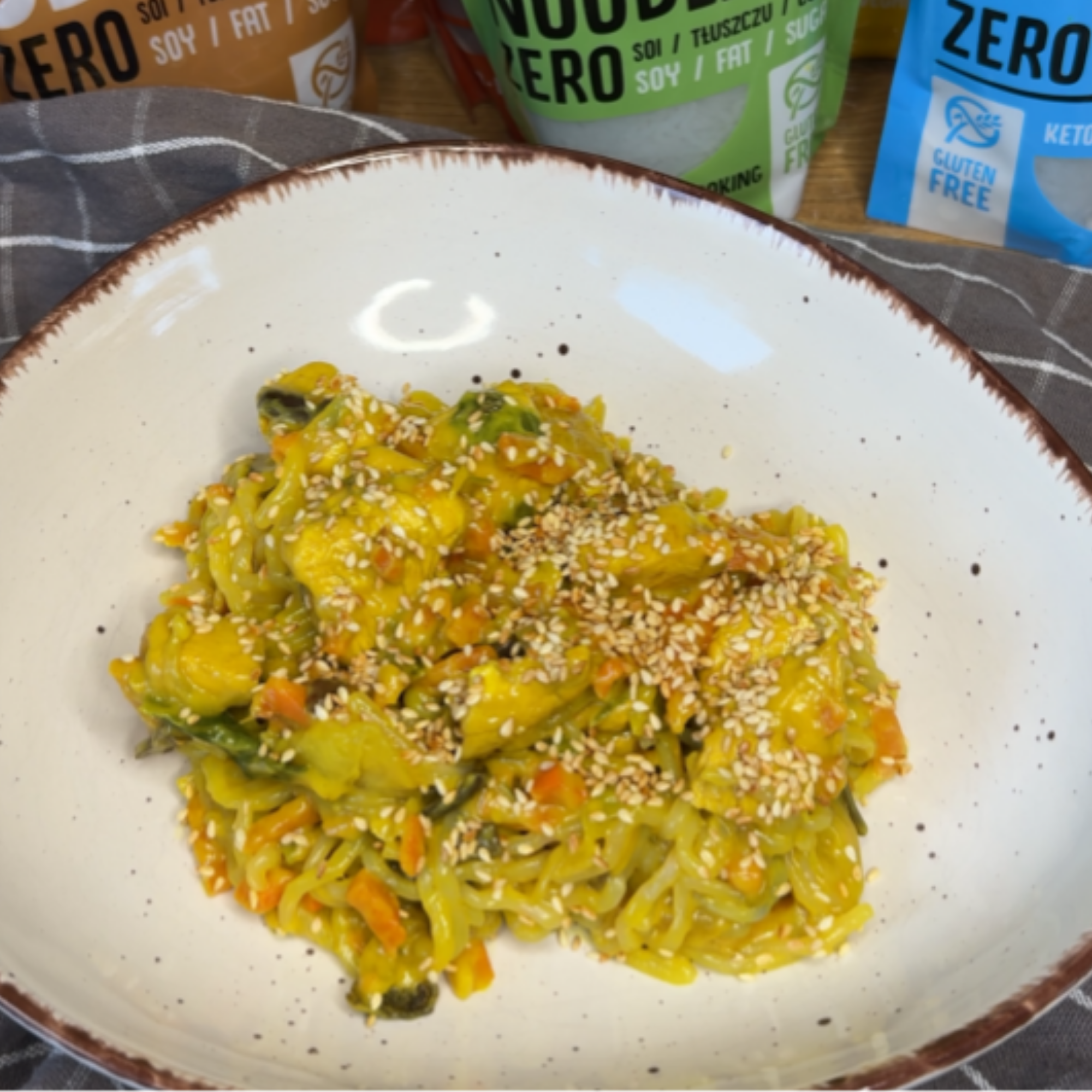 Makaron Konjac z Kurczakiem w Kremowym Sosie LowCarb #16